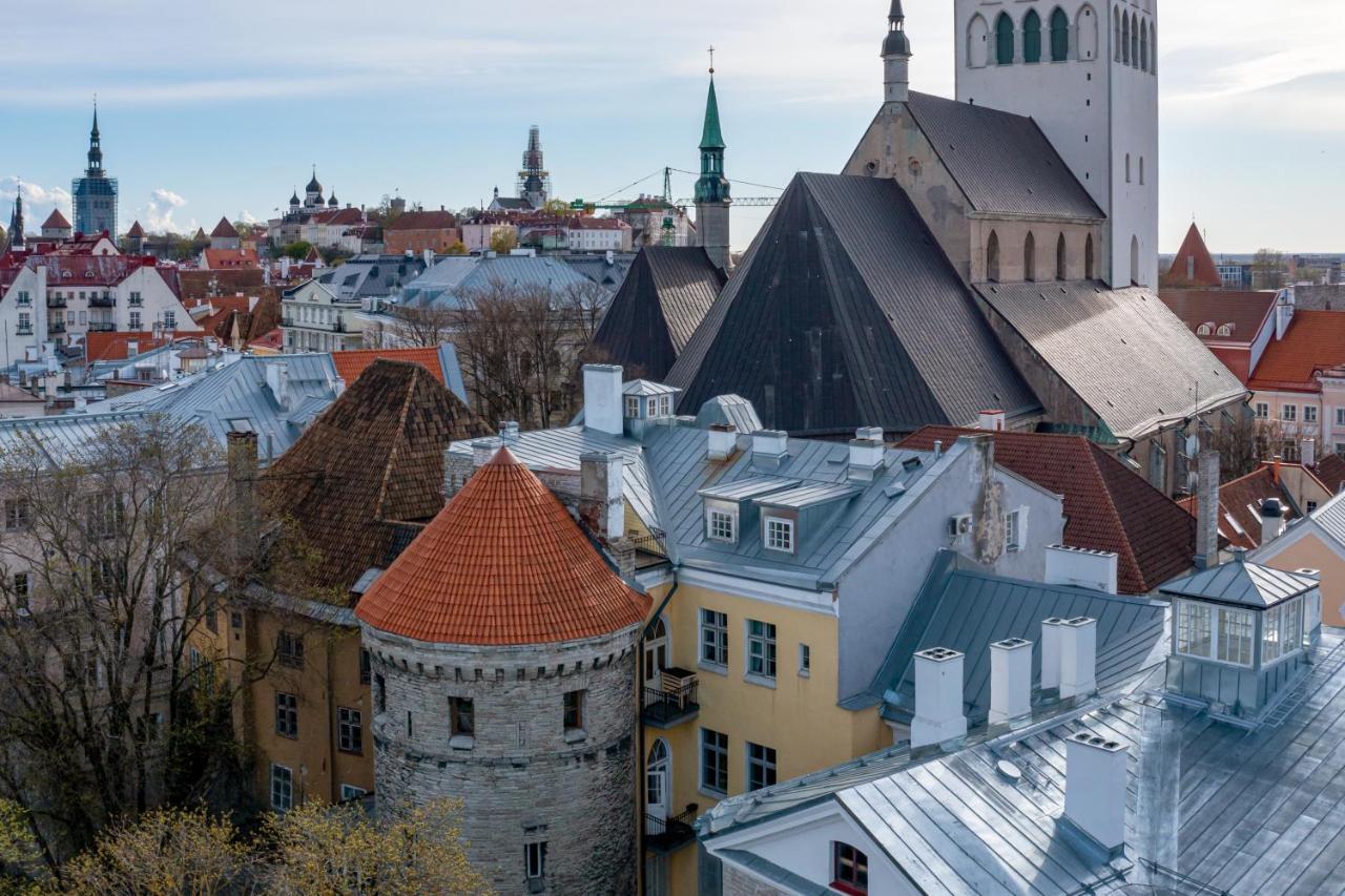 Old Town - Unique Tower Apartment Tallin Exterior foto